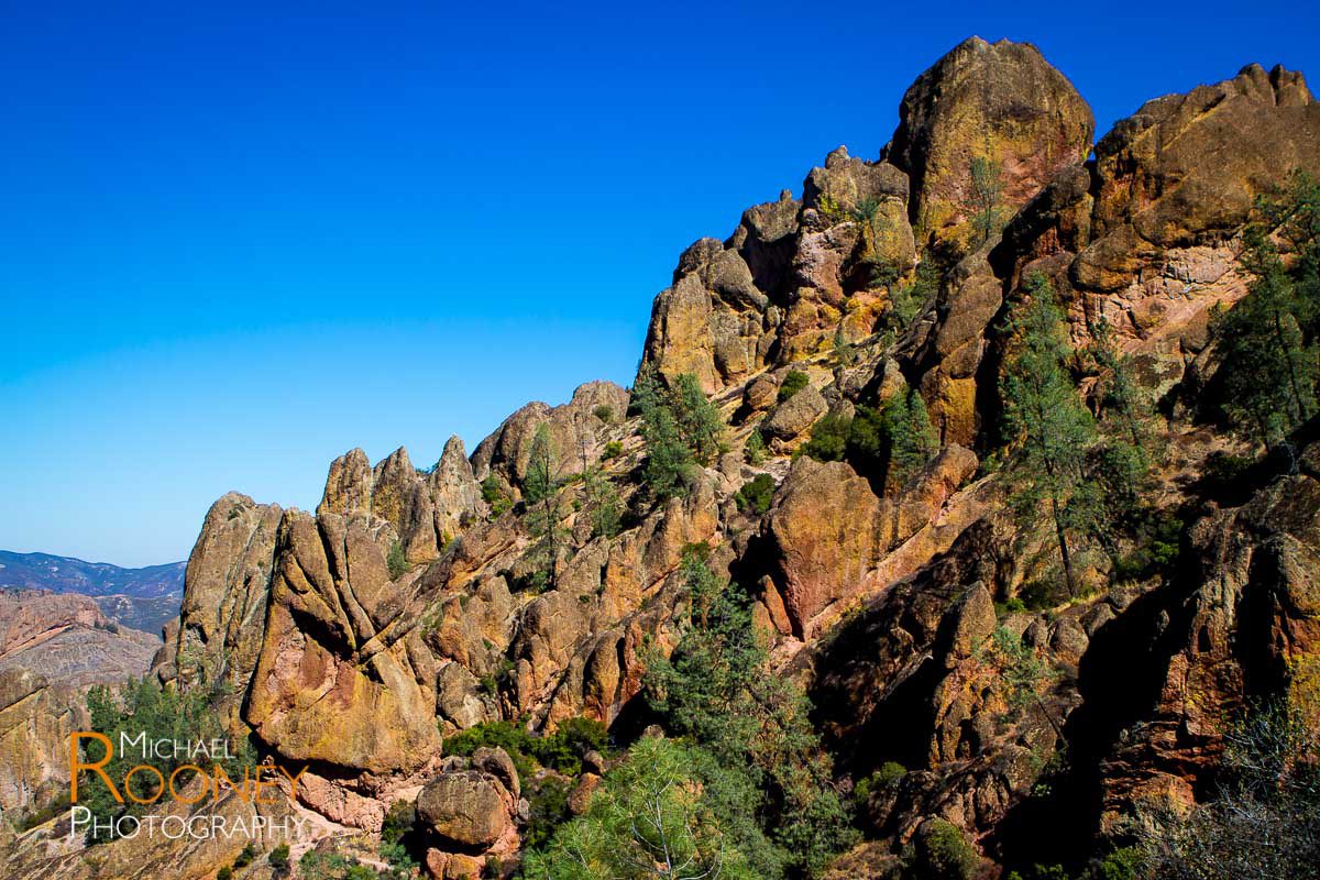 pinnacles national park rocks