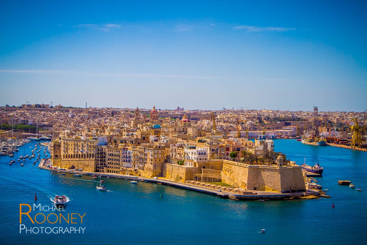 senglea malta sunny historic tourism urban citadel walls bay water