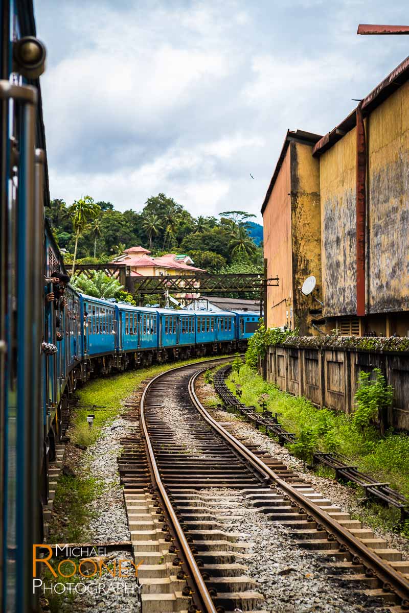 train ella curve sri lanka