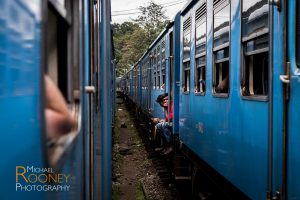 passing trains ella sri lanka